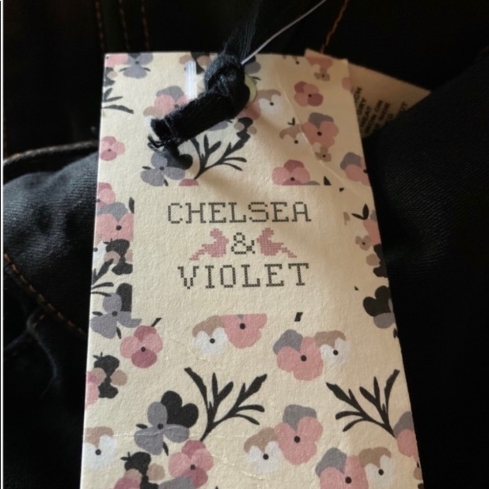 CHELSEA & VIOLET Ultra Bell High Waisted Jeans - Picture 3 of 7
